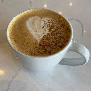 Meet your Posher, Eva